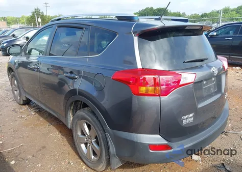 2015 Toyota Rav4 Xle z USA, uszkodzony, nr VIN JTMRFREV4FJ023041